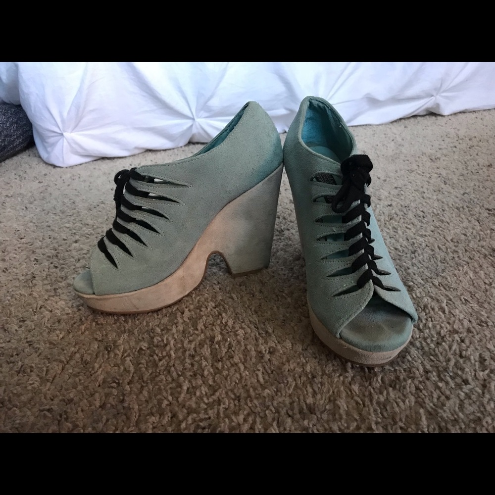 Deena & Ozzy lace-up platform shoes